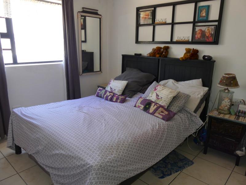 2 Bedroom Property for Sale in Britannia Bay Western Cape